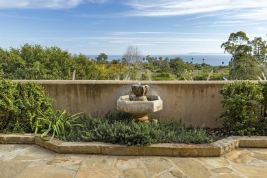 Experience elevated coastal living in this exceptional - photo 4