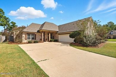 Ross Barnett Reservoir Home Sale Pending in Brandon Mississippi