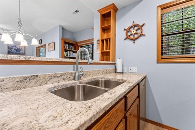 Fully furnished lakeview condo in Branson! Walk-in, 2 Bed / 2 - photo 4