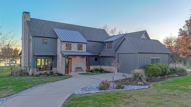 Lake Home For Sale in Kerens, Texas