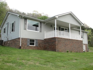 Lake Home For Sale in Pleasant Shade, Tennessee