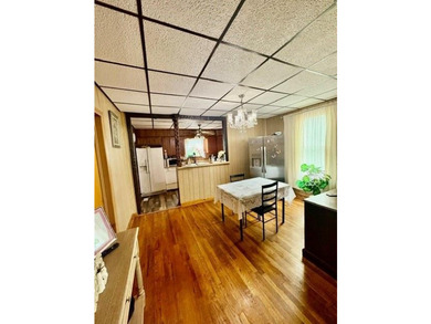 This stunning 4 bedrooms, 1 and a half bath is ready for you - photo 7