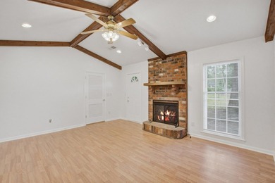 Take a look at this Beautiful 3-bed, 2-bath home with 1,186 sqft - photo 13