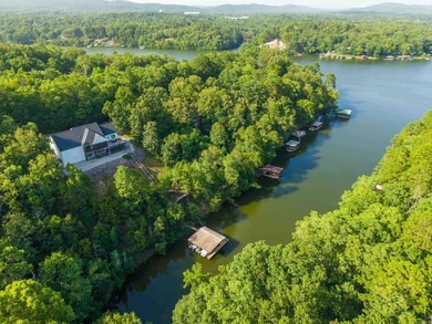 Experience luxury living on peaceful Lake Catherine in this 3 - photo 5