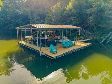 Experience luxury living on peaceful Lake Catherine in this 3 - photo 6
