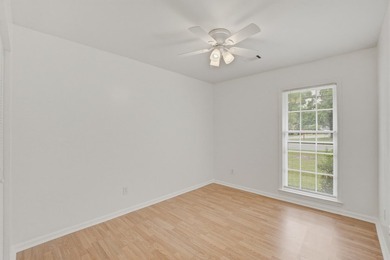 Take a look at this Beautiful 3-bed, 2-bath home with 1,186 sqft - photo 22
