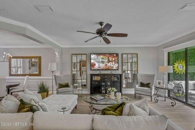 Gorgeous must see to believe. Great lifestyle with a great - photo 22