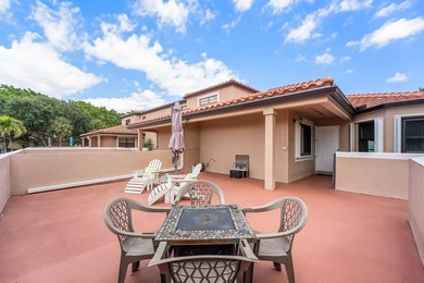 SELLER WILL PAY CONDO DUES FOR BUYER FOR REMAINDER OF 2026!!! - photo 5
