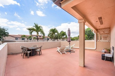 SELLER WILL PAY CONDO DUES FOR BUYER FOR REMAINDER OF 2026!!! - photo 6