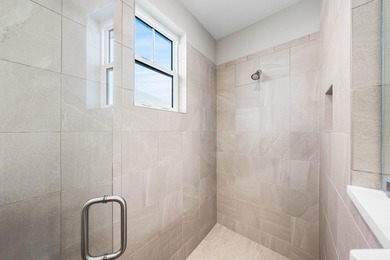 MOTIVATED SELLER! ACCEPTABLE OFFERS WELCOMED! Located in the - photo 40