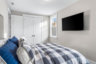 MOTIVATED SELLER! ACCEPTABLE OFFERS WELCOMED! Located in the - photo 44