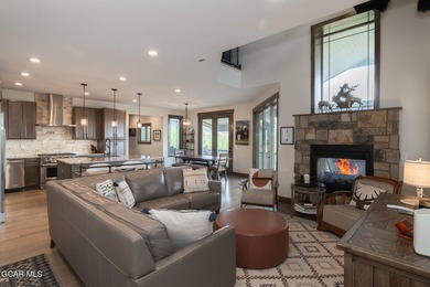 You will fall in love with this luxury 6-bedroom, 6-bath retreat - photo 8