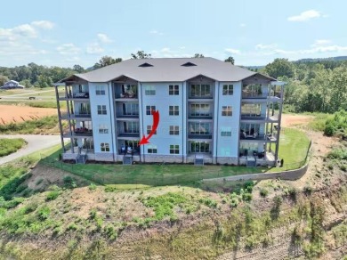 Smith Lake condo--this furnished 3BR/3BA lakefront unit is - photo 3