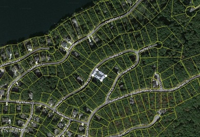 Convenient with private setting in North Fairfield Glade Resort - photo 9