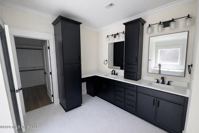 Welcome to your private retreat on the water. Situated on 4.03 - photo 15