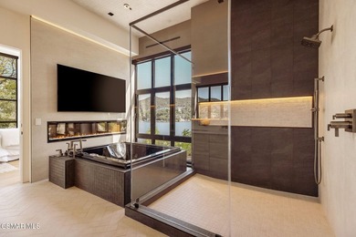 The Pinnacle Of Lake Sherwood Living. Poised above Lake Sherwood - photo 19
