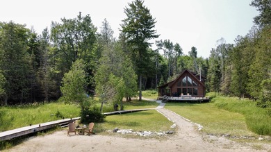 Exquisite Snows Channel cottage offers you refined island living - photo 3