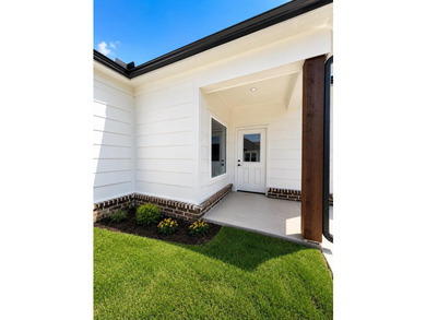 Introducing the Oxford Plan.This Luxury 3Br/ 2Ba custom built - photo 10