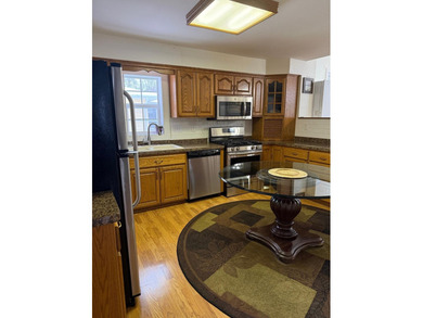 Great Home with spacious addition 4 bedroom, 3 bathrooms along - photo 5