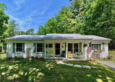 Country living at its best! Check out this recently renovated - photo 2