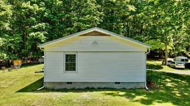 Country living at its best! Check out this recently renovated - photo 10