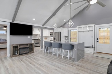 Wake up to open views of the Tennessee River in a home where the - photo 8