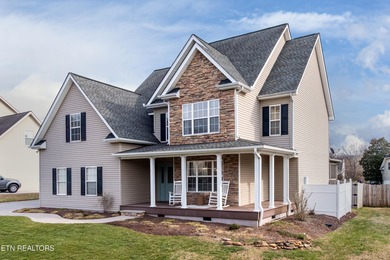 (private lake, pond, creek) Home For Sale in Knoxville Tennessee