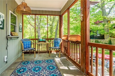Unique Greenwood proper L shaped ranch with 100 percent interior - photo 14