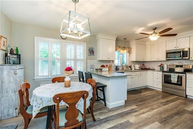 Unique Greenwood proper L shaped ranch with 100 percent interior - photo 16