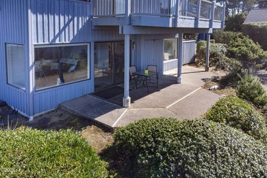 Welcome to effortless coastal living in the desirable Searidge - photo 7