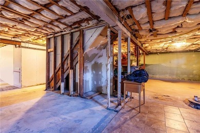 Unique Greenwood proper L shaped ranch with 100 percent interior - photo 39