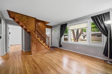 Located in the charming village of Greenwood Lake, this colonial - photo 5