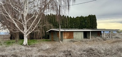 Great setting with Excellent View of Mt. Adams. Property has