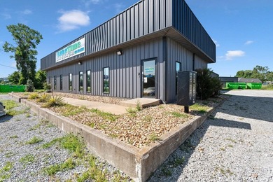 Welcome to LakeTime Business Center, a proven income-producing - photo 4