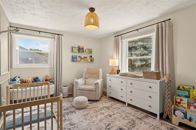 Some things are worth the wait! Welcome to 33 Loyalist Ave. This - photo 22