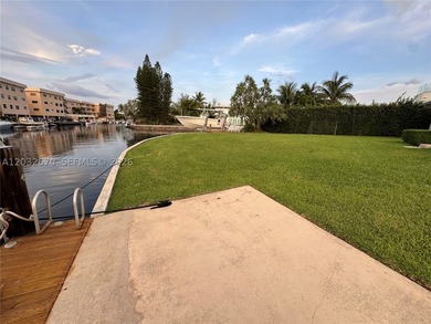 ***MOTIVATED SELLER*** Experience the ultimate South Florida - photo 36