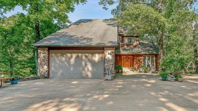 56.86 -ACRE SELF-SUSTAINING COMPOUND WITH PRIVATE LAKE, BARNS & - photo 6