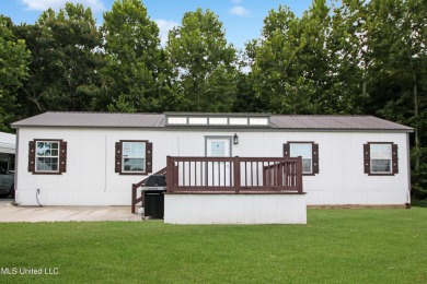 Lake Home For Sale in Yazoo City, Mississippi