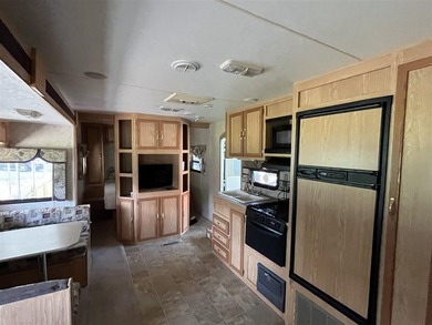Lake property with campers and hookups. Don't miss this unique - photo 16