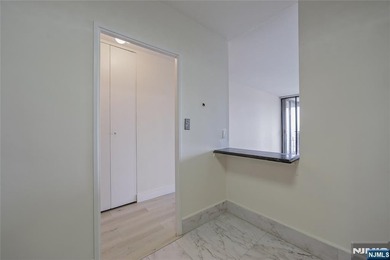 Priced to sell! Beautiful 1BR/1BA co-op at the sought-after - photo 17