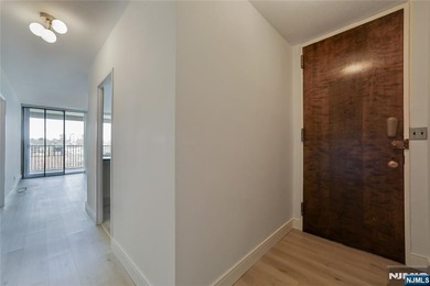 Priced to sell! Beautiful 1BR/1BA co-op at the sought-after - photo 18