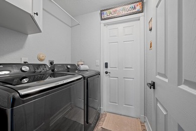 BETTER THAN NEW! Beautifully upgraded 4BR/2.5BA home in Oakmont - photo 22