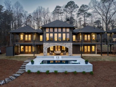 Stunning contemporary farmhouse-style lake home with over 7,000 - photo 2