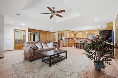 Showcase Custom Built All Brick Home, All on 1 Level, 3 Bedroom - photo 4