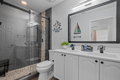 BETTER THAN NEW! Beautifully upgraded 4BR/2.5BA home in Oakmont - photo 24