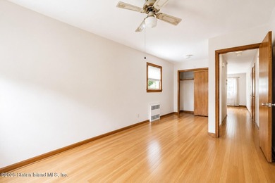 Welcome to 40 Minna Street! This spacious 2-family home features - photo 24