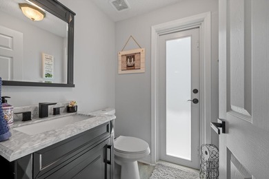 BETTER THAN NEW! Beautifully upgraded 4BR/2.5BA home in Oakmont - photo 26