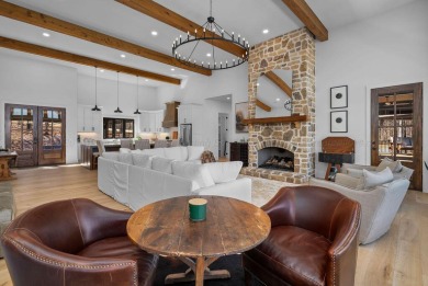 Stunning contemporary farmhouse-style lake home with over 7,000 - photo 6