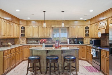 Showcase Custom Built All Brick Home, All on 1 Level, 3 Bedroom - photo 7