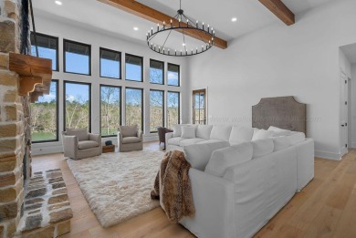 Stunning contemporary farmhouse-style lake home with over 7,000 - photo 7